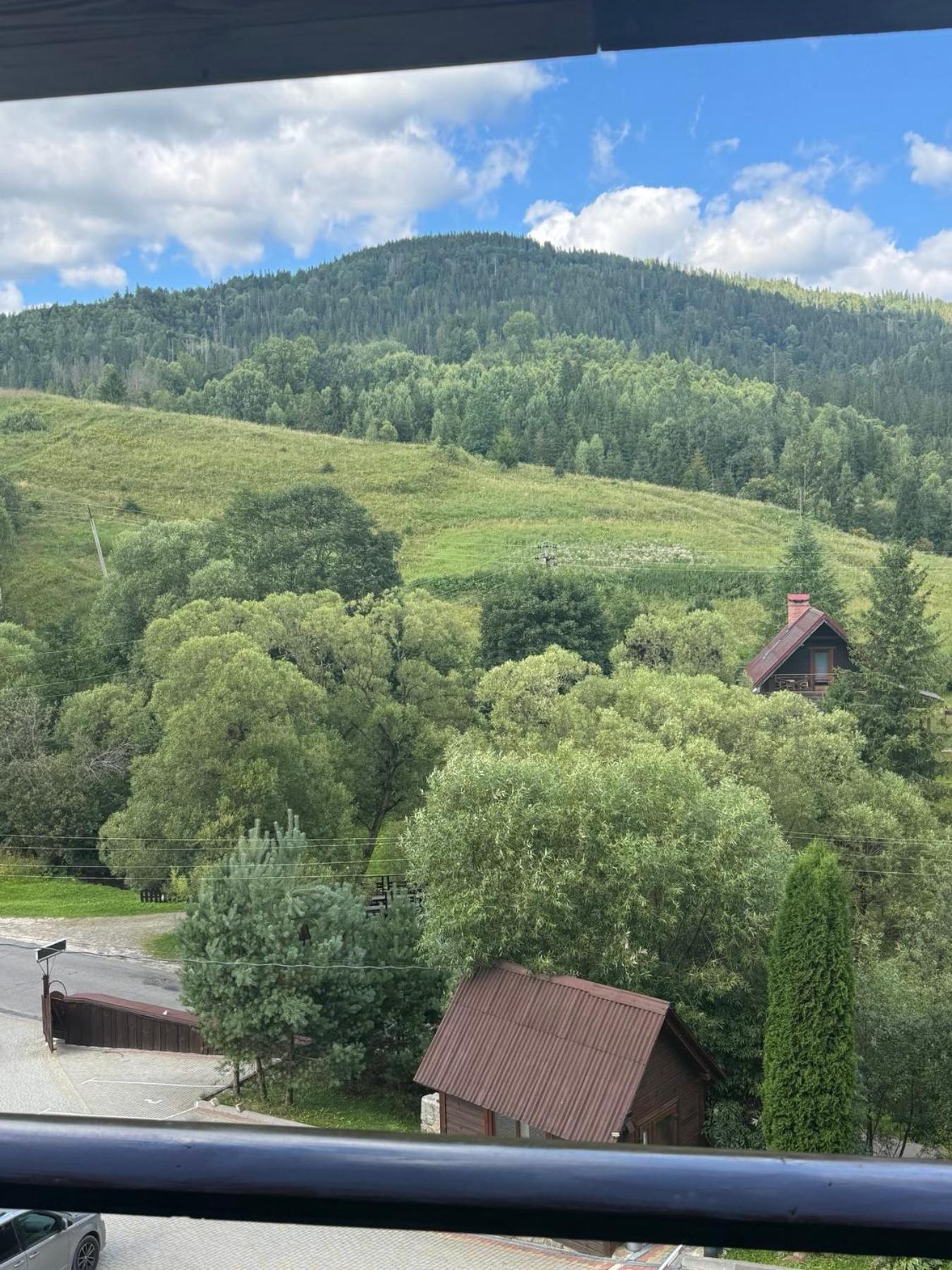 Hotel Georgiy Orjavčyk Exteriér fotografie